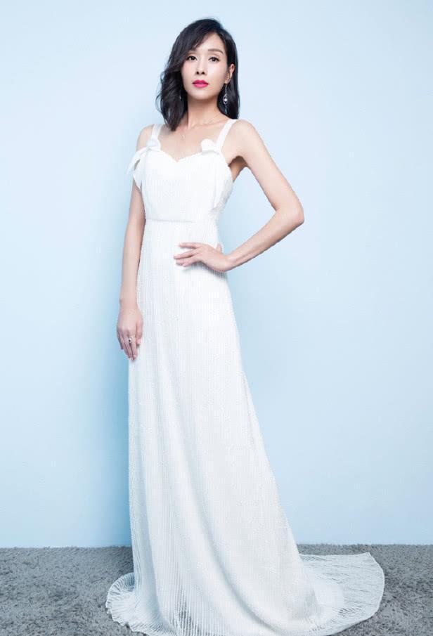 杨恭如美回颜值巅峰，范冰冰都要靠边站，网友：没人要我要！