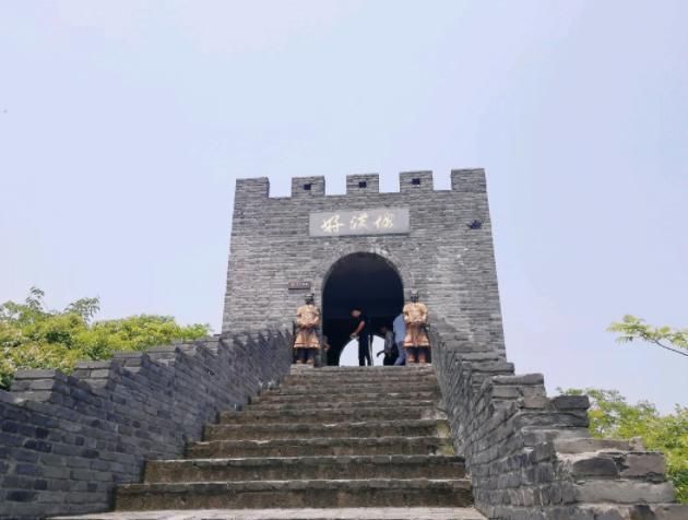 中国最美“海上长城”,海外游客赞叹不已,但在国内却鲜为人知