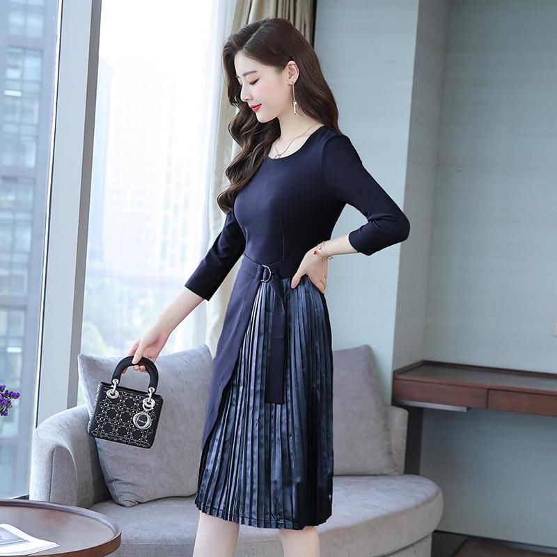 怪不得，如今的女人都在找这种秋装，真是贼美贼美的，借钱都要买