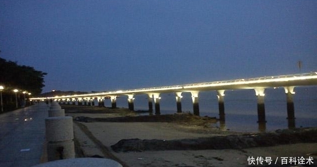  #我国#大海如此深，跨海大桥的桥墩是如何打下去的？看完佩服我