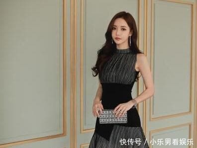 『美女』美女穿搭:孙允珠,零落雨雾错位花纹雪纺束腰裙