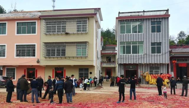  农产品：农村有四个新职业，3年后将会吃香，年轻人不外出打工都