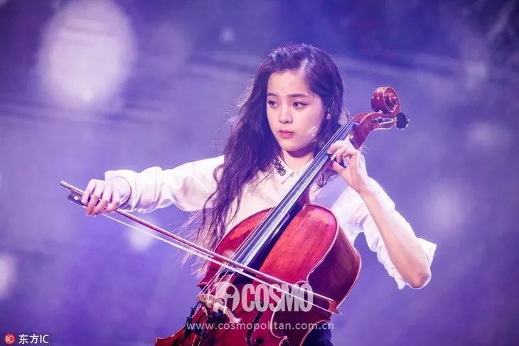 美人计 | 姐妹花宋祖儿和欧阳娜娜，就是女大学生造型标杆