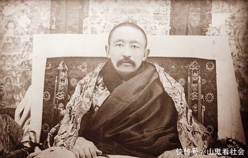 印度总督逼班禅跪拜英国太子，班禅：我只跪拜我大皇帝，其余不行