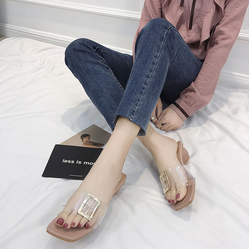 难以置信!竟然有这么个性的凉鞋，舒适又迷人，真是小巧玲珑