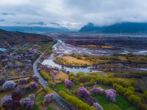 世外桃源般的旷世美景，藏着中国最美的春天