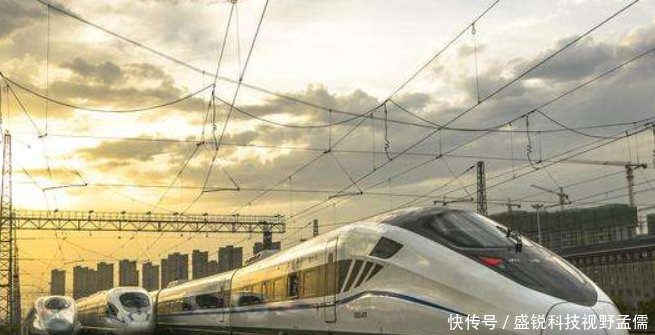 中国正修建一条高铁，耗资近千亿，横跨3个省份，有你的家乡吗