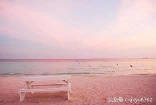 这片粉色沙滩被评为世界上最性感的沙滩,水质