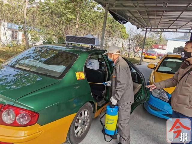  「柳州市交通运输局」“逢人必检、逢车必消毒”关口前移，柳州