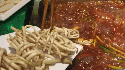 重庆人都知道,3月吃折耳根是对春天最起码的尊重