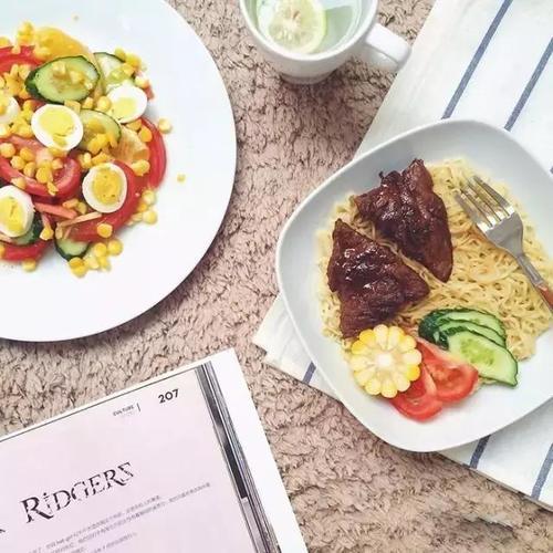 太实用了，用手机拍出好片的10个绝招！