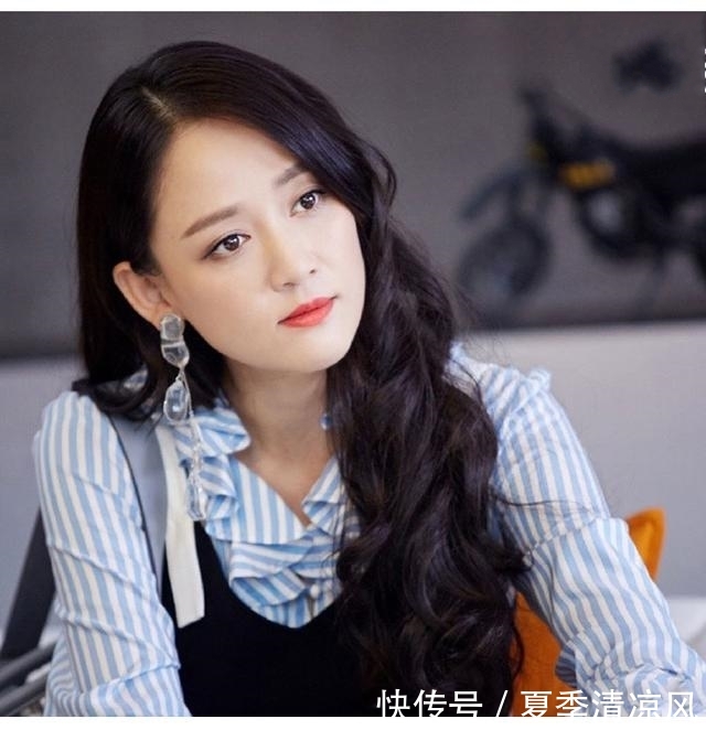 今年秋天别再买风衣了？看杨幂、陈乔恩、赵丽颖怎么穿的！美爆了