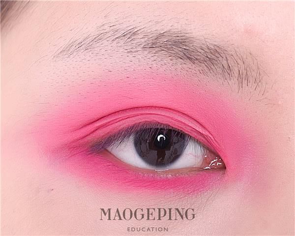 窒息@“紫色云霞”眼妆,美到窒息