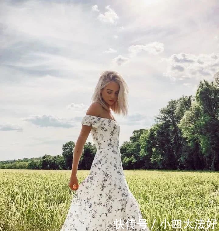  身穿：选条清新的碎花连衣裙 优雅又有女人味 小仙女范十足