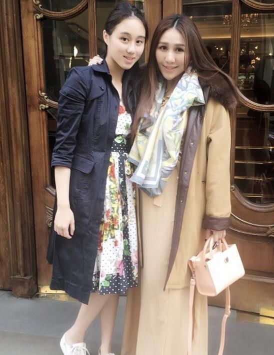  出生|含“金钥匙”出生女孩，坐拥百亿貌美如花，这谁敢娶？