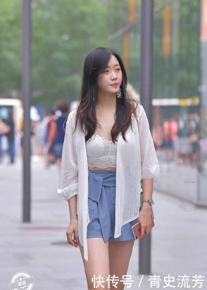  [女人]成熟的女人也很美，小姐姐蕾丝背心秀出性感身材