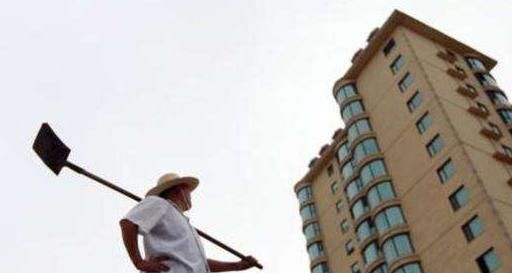  「买房」农村兴起进城“买房热”，当他们老了以后，要靠什么养