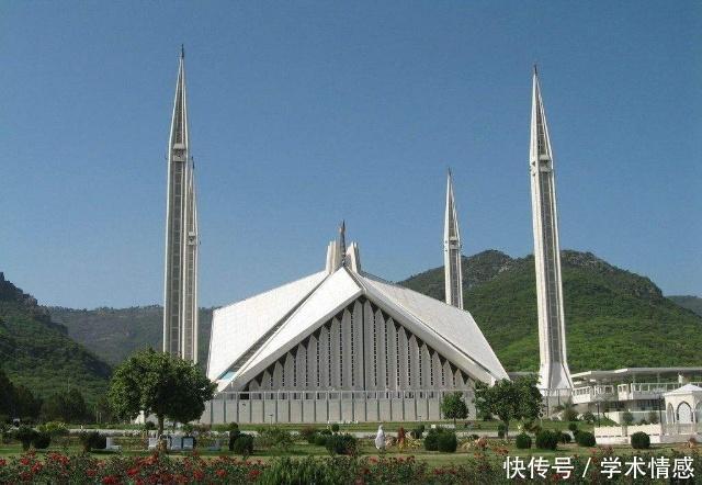 千万不要去摸巴基斯坦女孩的手，特别是已婚男子，否则你会后悔的