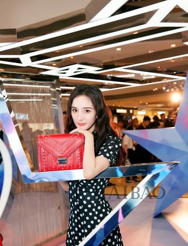 杨幂带火了这么多单品，如今是要进军设计圈了?