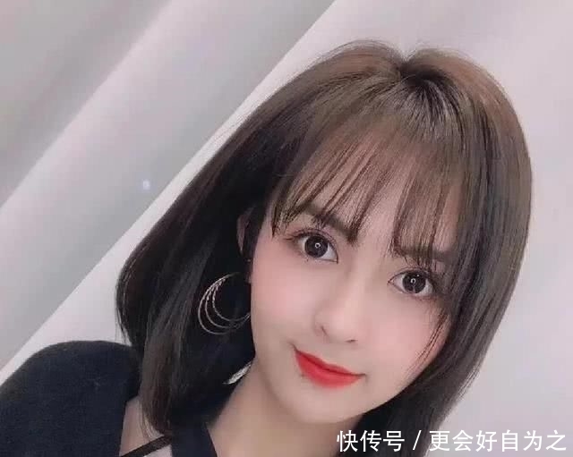 『女生』小个子女生别留“黑长直”,今年最流行的4种短发,既显高又瘦脸