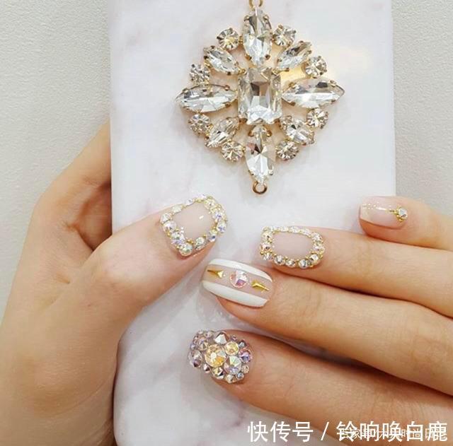  「钻石」早春BlingBling的亮片美甲合集，这些神仙美甲真的超好看！