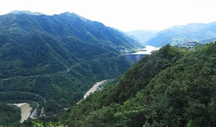 利奇马台风后，水库泄洪，第一次看见
