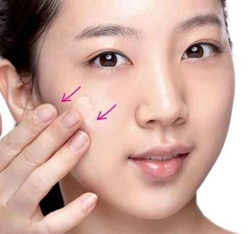 小药铺不易被发现的小药膏，每晚脸上抹一点，满满都是胶原蛋白