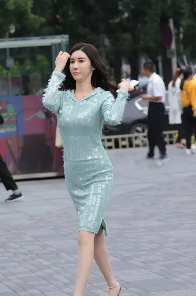  #气质#高跟鞋优雅时尚,简单的搭配也能魅力十足