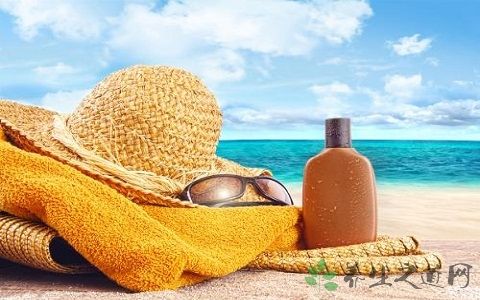 夏季油皮如何护肤品