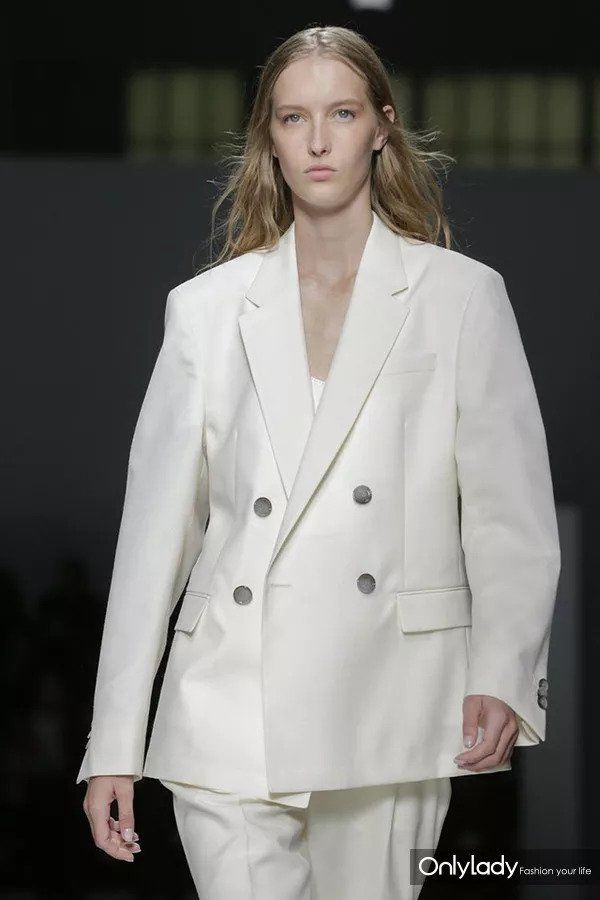 这才是高级职场装的正确打开方式啊!