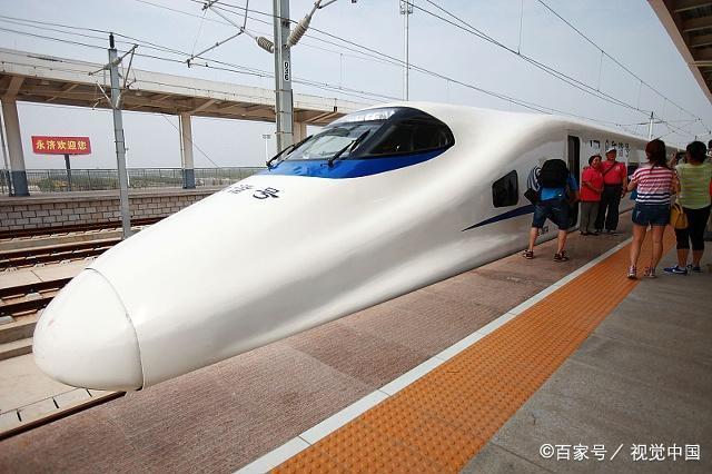 国产高速磁悬浮列车下线了，填补高铁和飞机速度空白