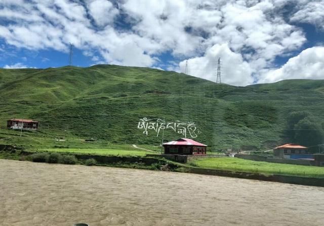 四个花季少女，自驾牧马人远赴西藏，只为那一场圆梦之旅!