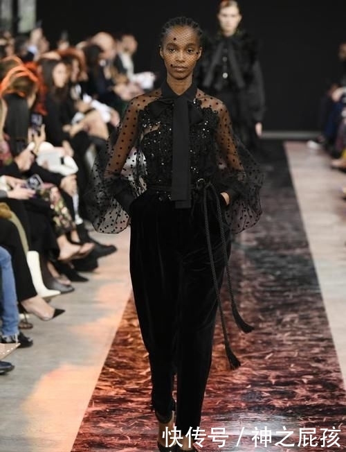 【蝴蝶结】Elie Saab 2020年秋冬系列 清新波点时尚穿出最美高级感