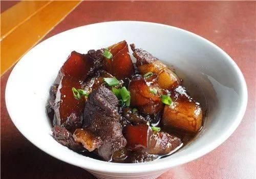 女司机就要正面刚!拖家带口自驾游、路线制定全凭心情,这么“随