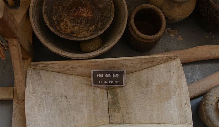 几样老物件，样样珍贵，价值不菲，农村老人才见过