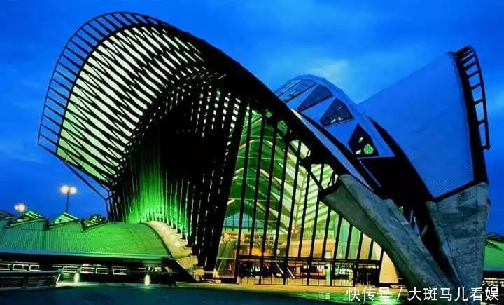  【车站】全世界最美的火车站排行，你知道中国入选的是哪里吗？