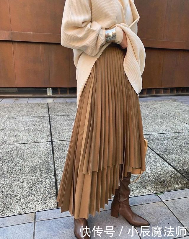  『气质』想要时髦显气质，穿半身裙就对了，今春这3条半身裙正流行！