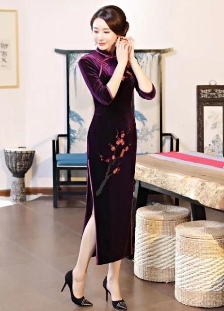 梅花刺绣丝绒旗袍，拥有清冷孤傲的气质！