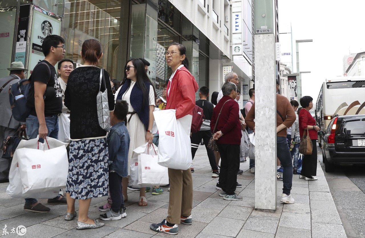 发生何事!日本人喜迎中国国庆竟比中国人还高兴