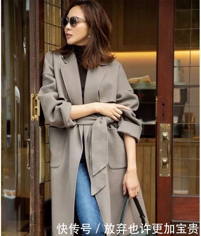 『日本』日本时尚博主这一组春季“手绘穿搭”走红,照着穿,显气质和美感