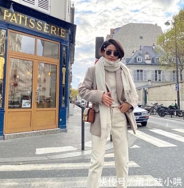 【过时】“阔腿裤”过时了,今年流行这条裤子,遮肉显高显瘦,特有范!