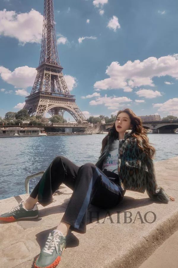 你的穿搭过时啦!跟戚薇、屈楚萧学最潮穿法，分分钟朋友圈点赞过