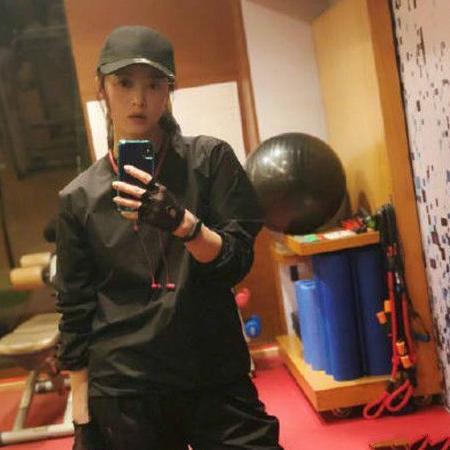 我不相信这是蒋欣，减肉速度太快，现在的她真是美哭了！