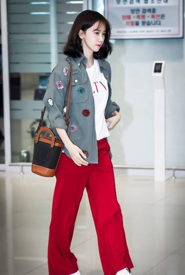 杨幂、林允儿、朴敏英，中韩女星连环撞衫，谁丑谁尴尬？