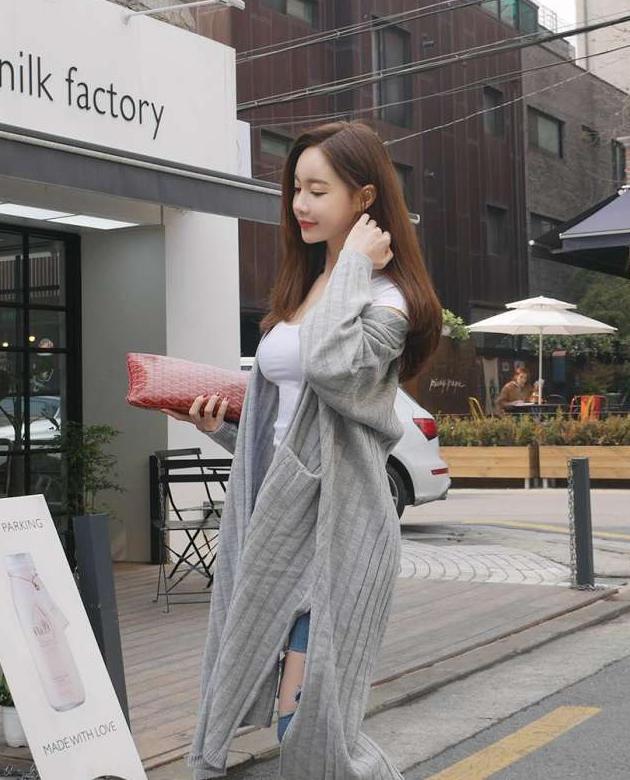 烟笼紧身牛仔裤, 不愧是国民老婆, 一如既往的漂亮