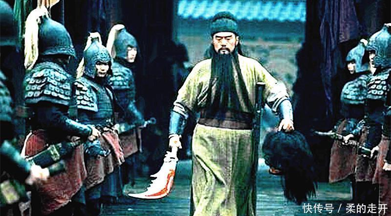 『刘备』曹操欲杀吕布时,询问刘备的意见,给他挖了一个什么样的坑