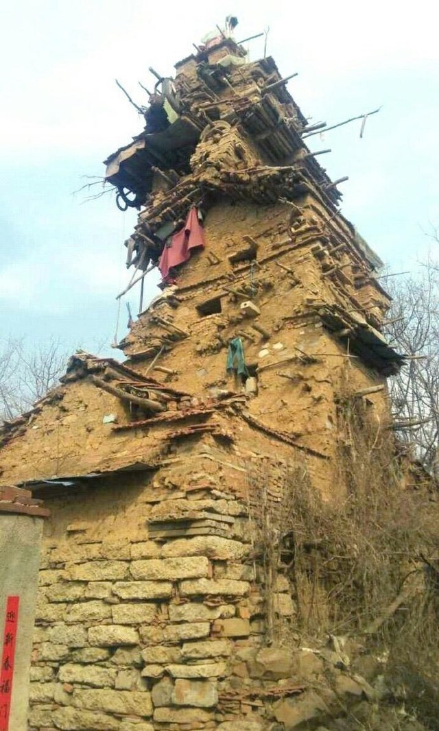 54岁男子花3年时间盖出7层小楼房，只为等待去世的弟弟回家