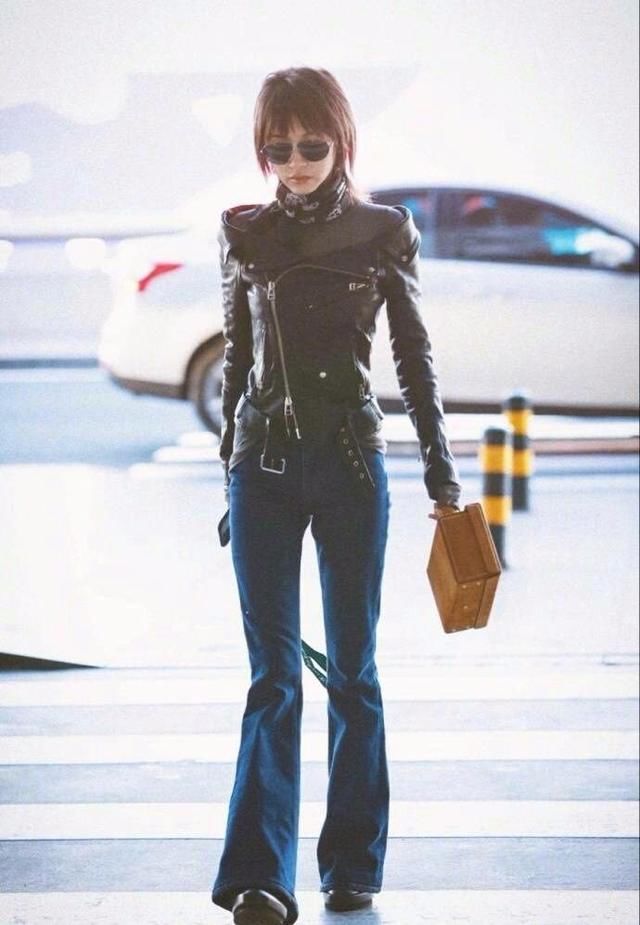 王子文明明挺年轻的，可她穿衣服看起来总带着“大妈”气质!