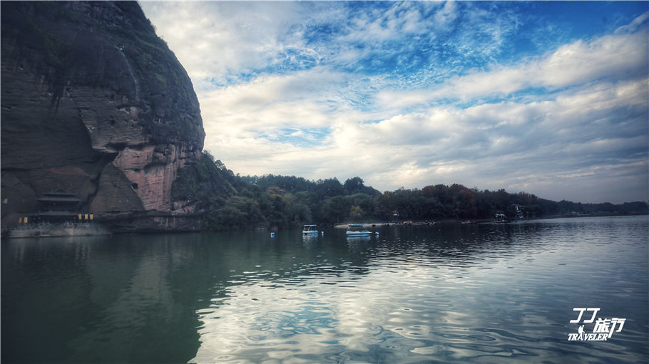 龙虎山道家圣地，为何解不开千年悬棺之谜