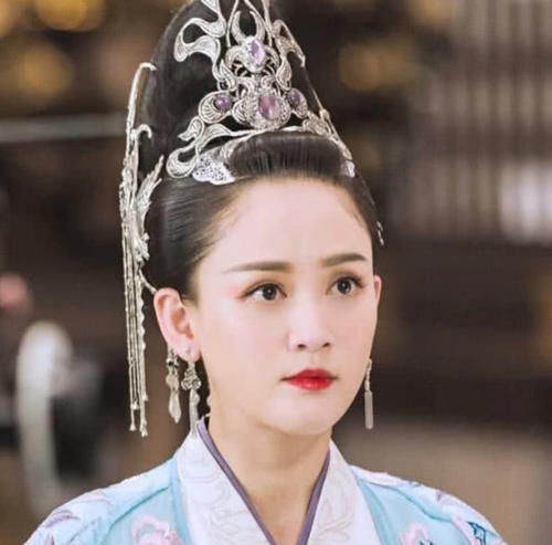 「部电视剧」2019年8大烂剧排行,一部比一部让人“崩溃”,你追了几部?